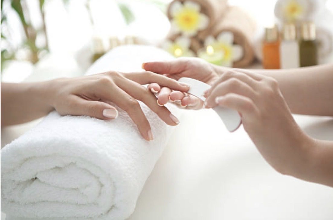 Luxury manicure